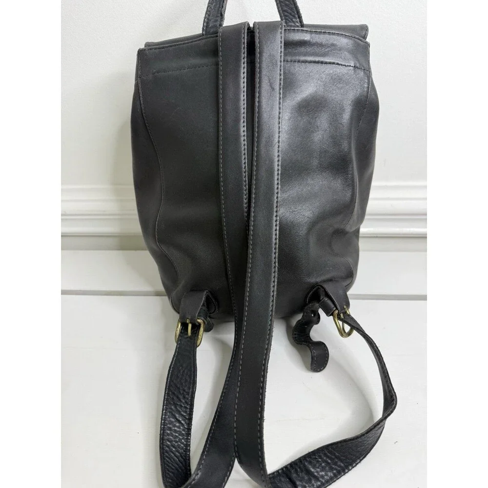 Coach vintage black